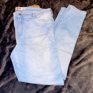 Hollister Super Skinny High-rise light-wash Jeans